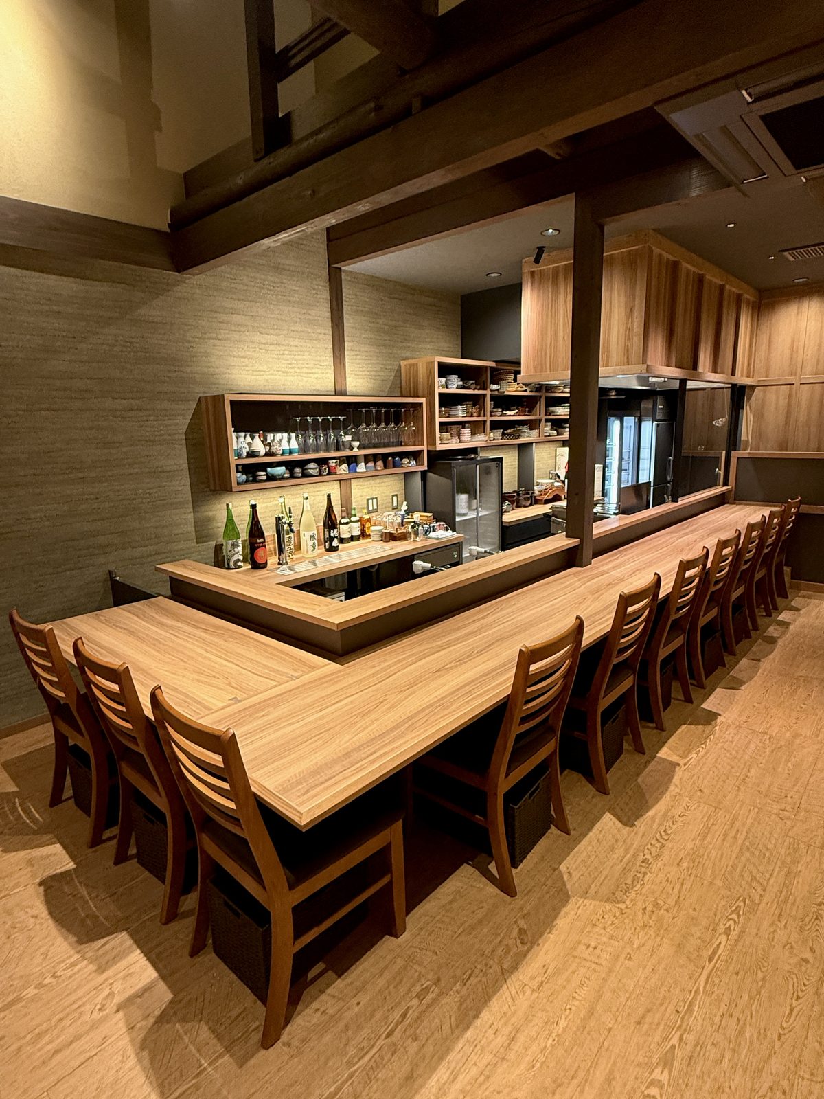 右近どき 店内